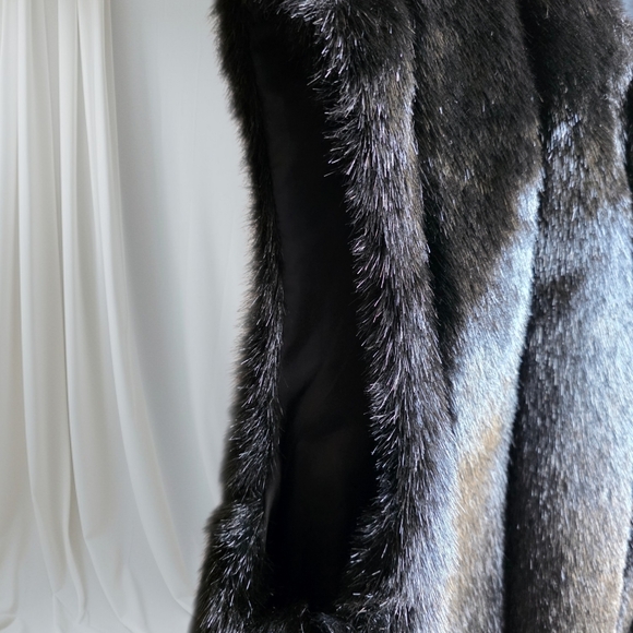 2 Pc Denim Jacket & Removable Faux Fur Liner Vest XL. - Picture 15 of 16